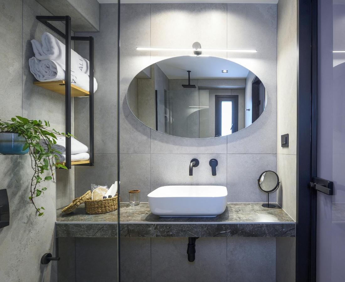 Alea Suites -Adults Only And Kids 14 Plus Asprovalta Exteriör bild