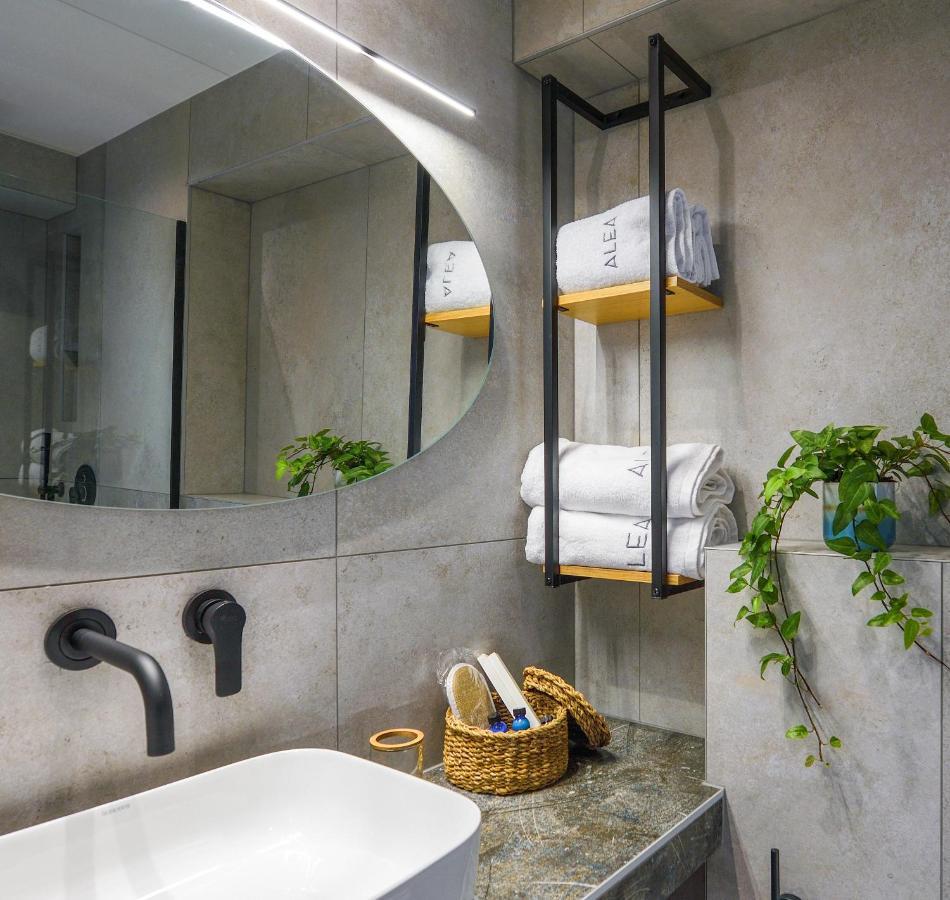 Alea Suites -Adults Only And Kids 14 Plus Asprovalta Exteriör bild